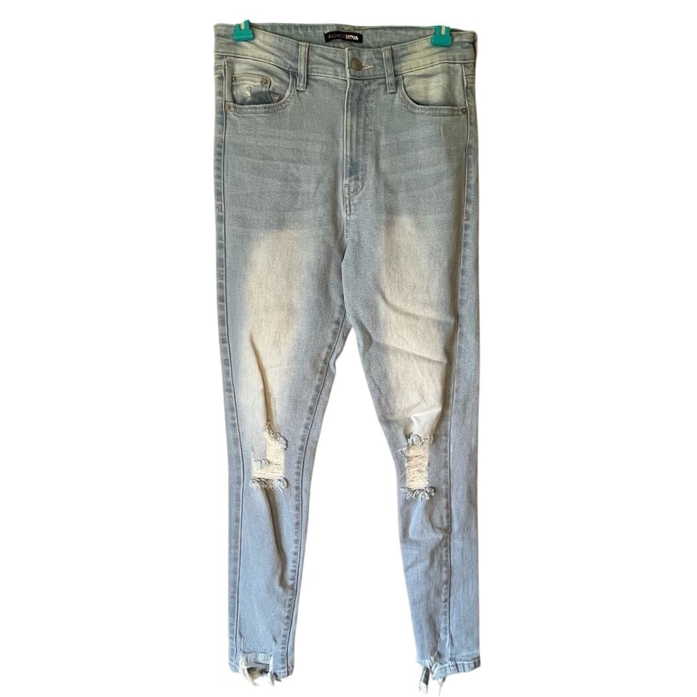 Fashion NOVA Light Wash Distressed Jean Jeggings Size 7